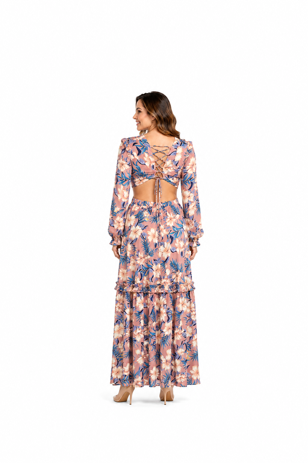 Arriendo de vestido largo estampado cut out español