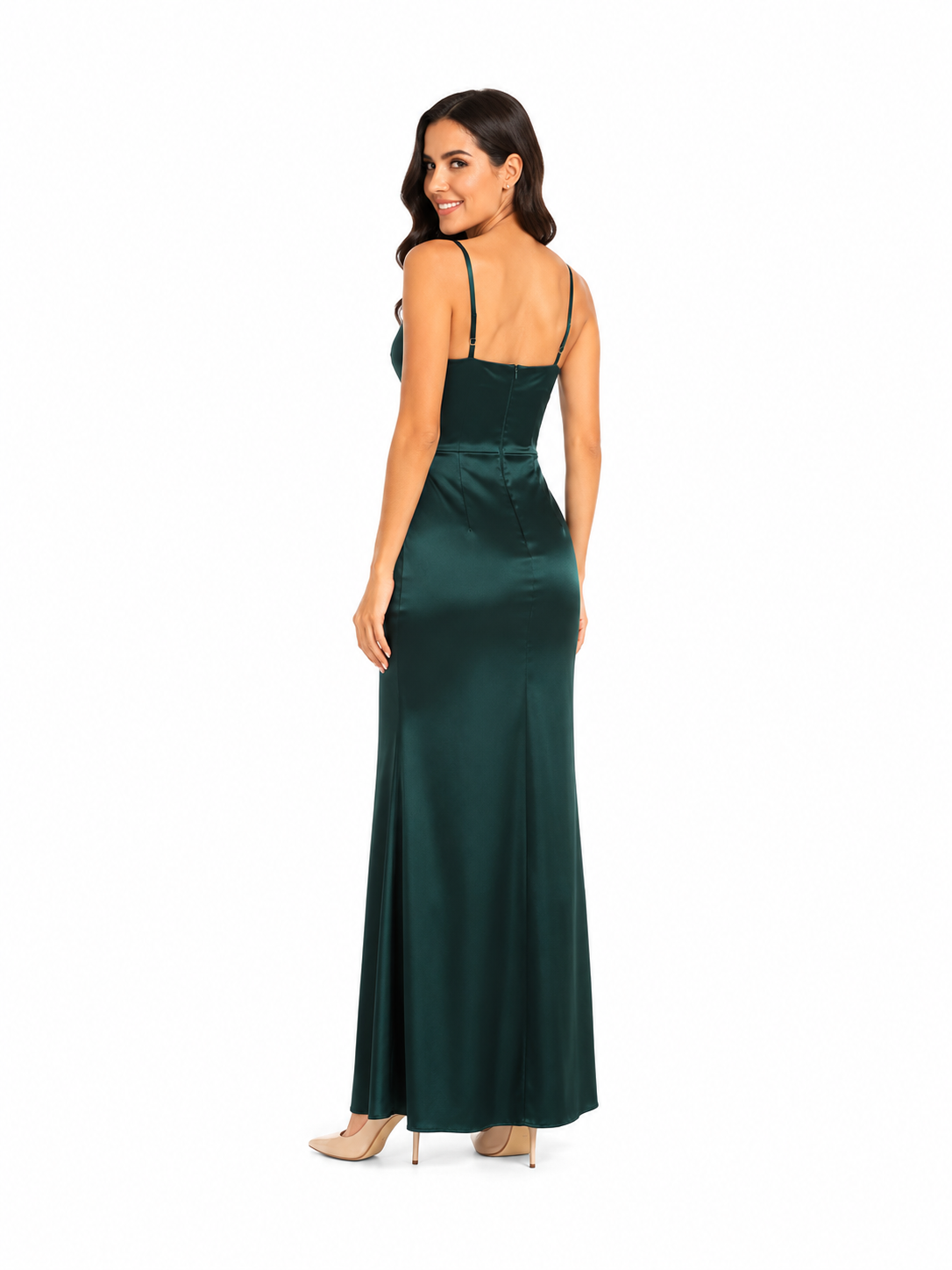 Arriendo de Vestido largo verde oscuro con tajo y parte de adelante en forma de corazón