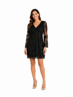 Arriendo de Vestido corto negro con lentejuelas y mangas transparentes con lentejuelas
