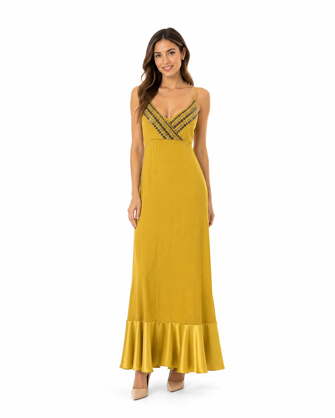 Arriendo de vestido mostaza con lentejuelas en escote marca DEBUT
