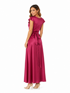 Arriendo de conjunto fucsia oscuro ajustable