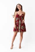 Arriendo de Vestido color berenjena India Chic con mostacillas