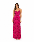 Arriendo de vestido largo fucsia con mostacillas