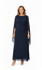 Arriendo de vestido largo azul marino con capa transparente