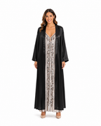 Arriendo de kimono negro de seda