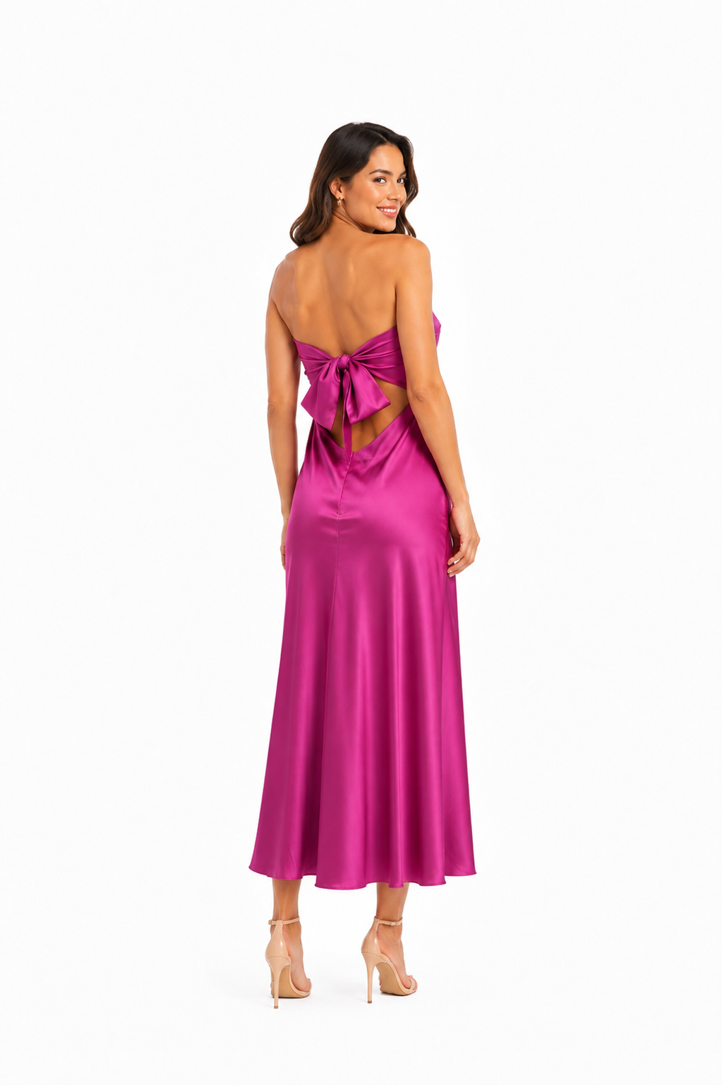 Arriendo vestido largo fucsia strapless middie amarre atras