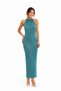Arriendo de vestido tejido celeste con brillos largo