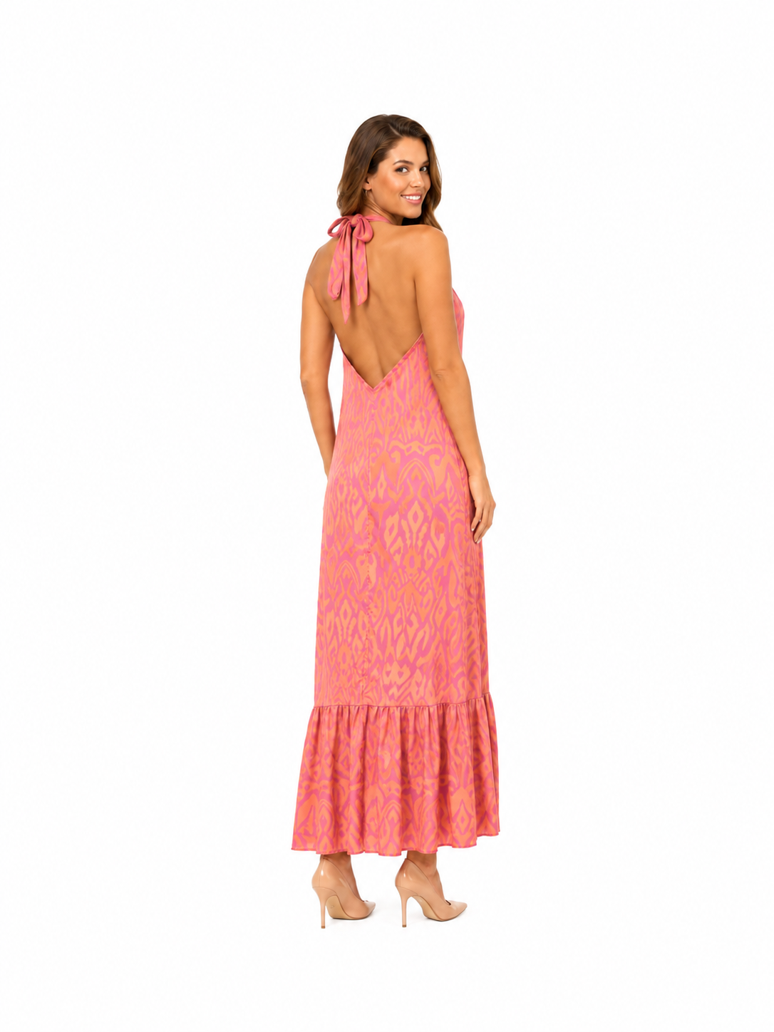 Arriendo de Vestido largo satín rosado con naranjo cuello halter Sazalaxa