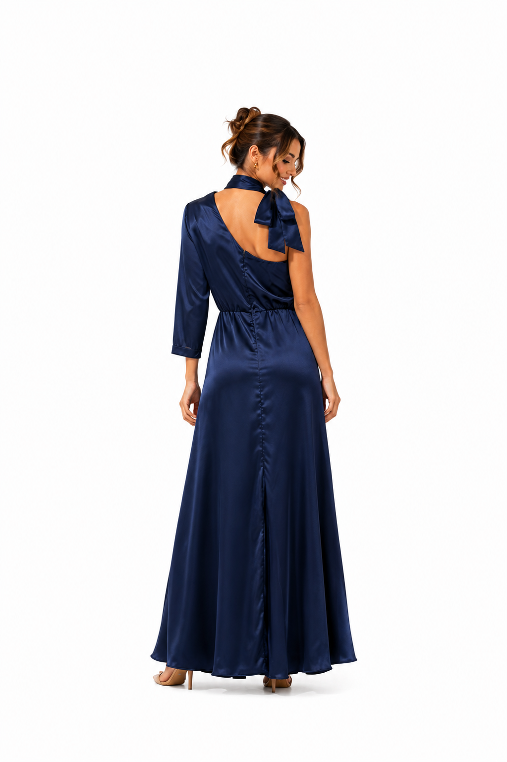 Vestido azul de seda asimétrico con tira skoker al cuello largo