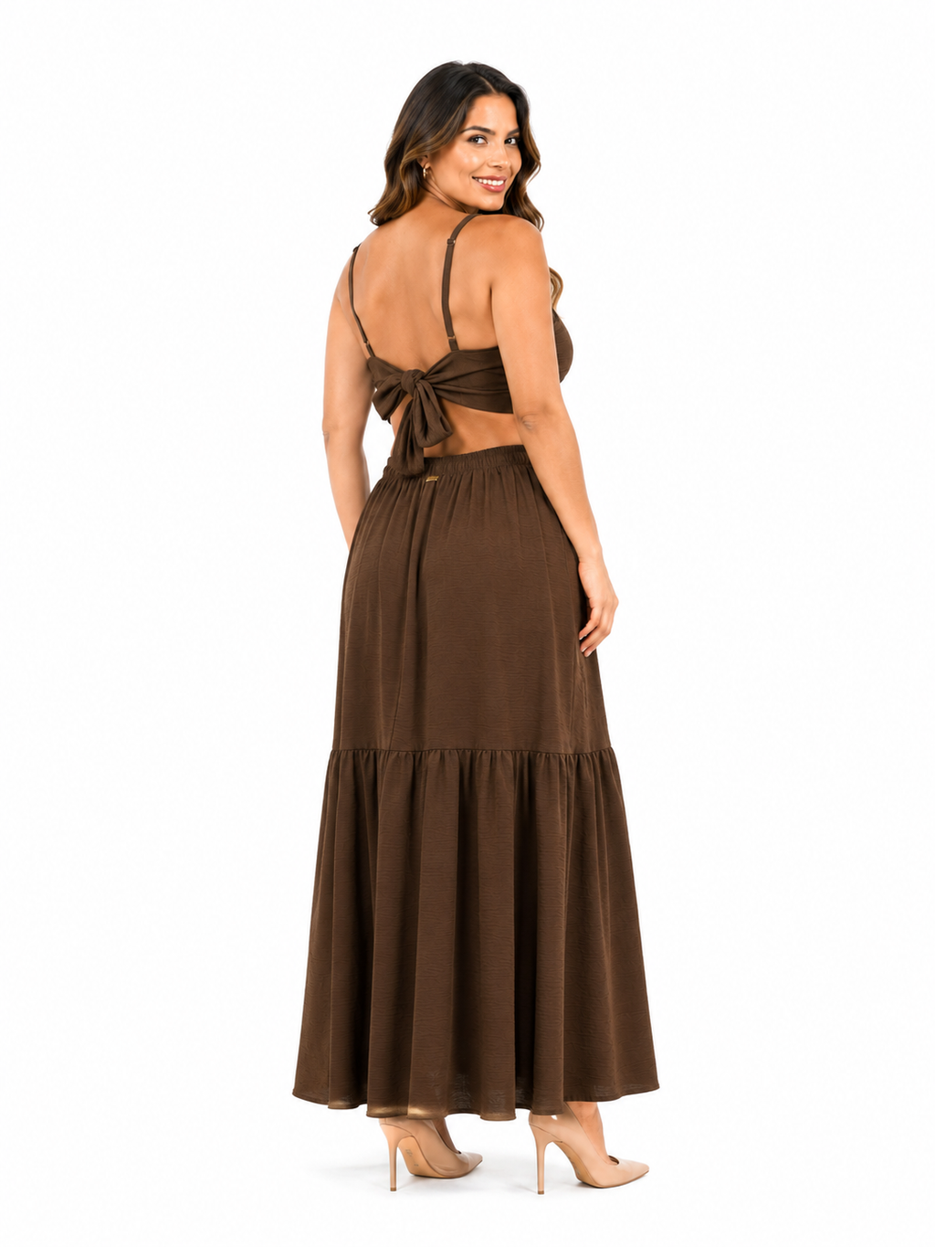 Arriendo de vestido café cut out Brasil largo