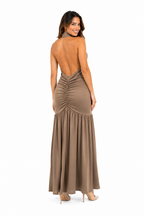 Vestido Vestido café largo con pliegues, poto corrugado