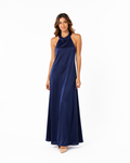 Arriendo de vestido largo halter azul de seda marca Debut