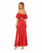 Arriendo de conjunto rojo con mangas