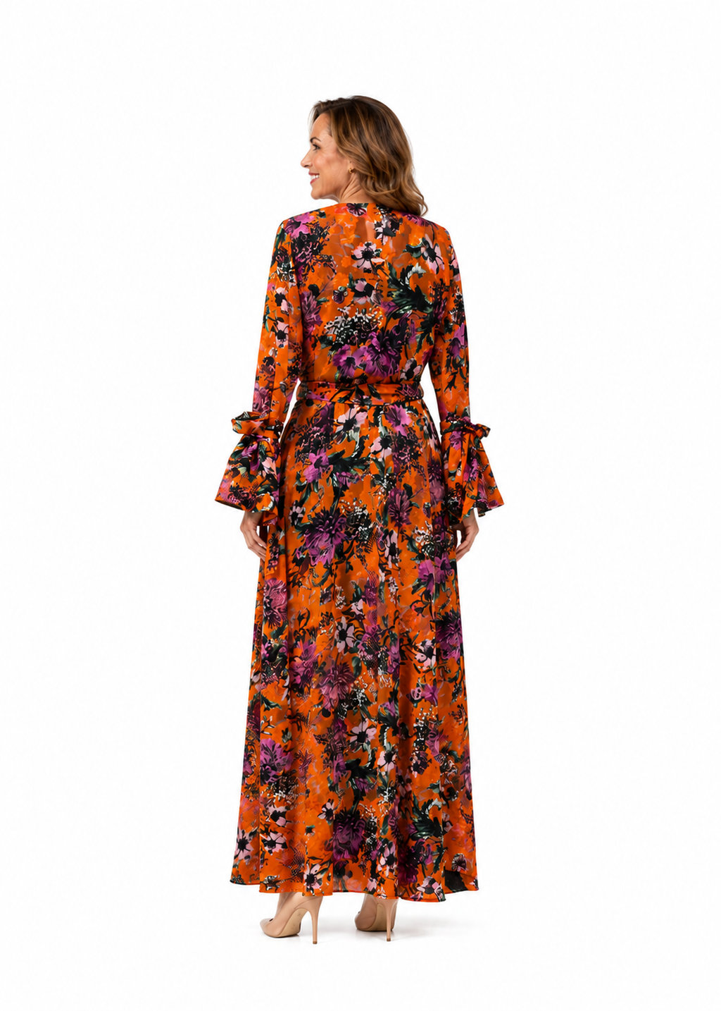 Arriendo de vestido largo naranjo estampado marca It Velvet