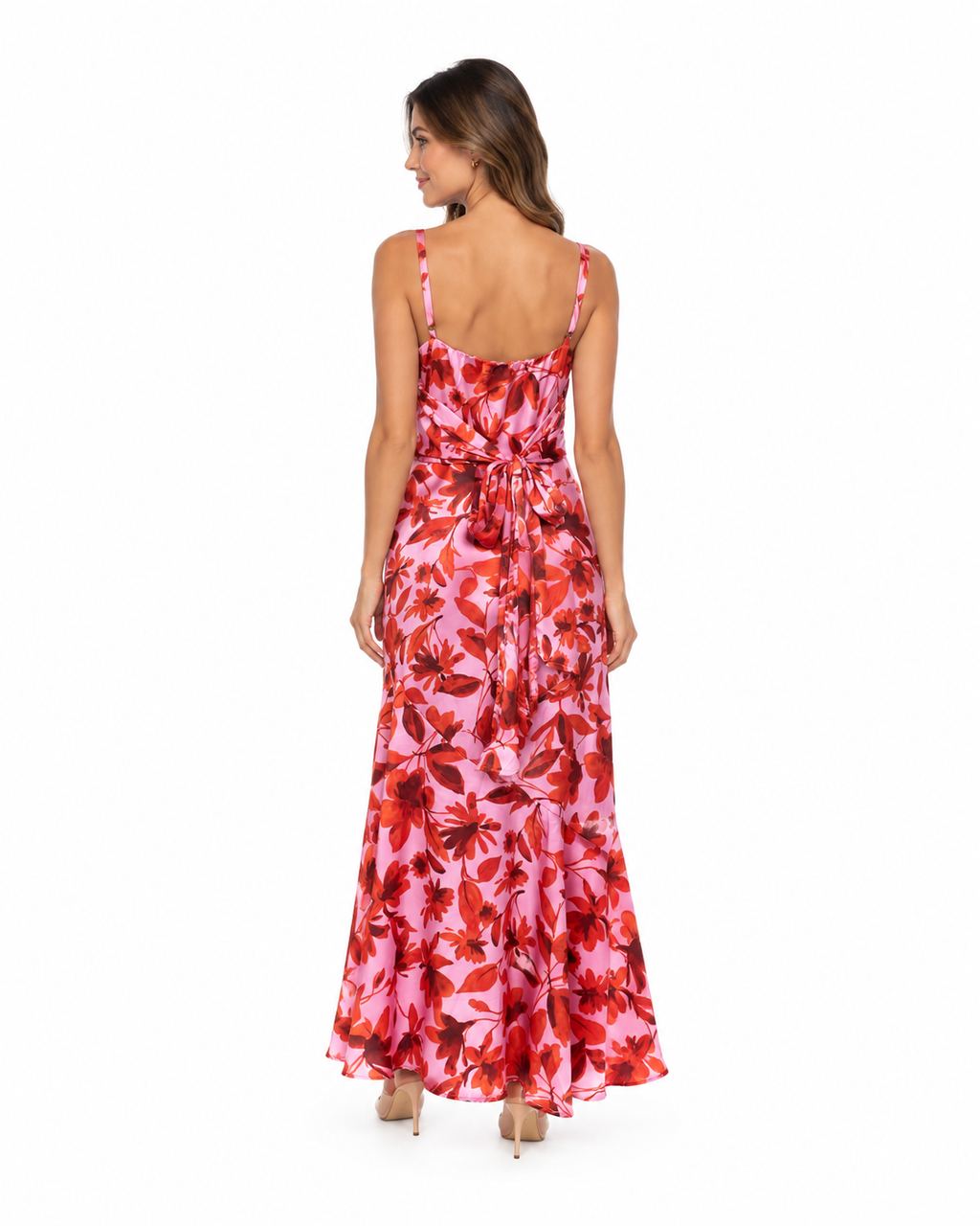 Arriendo de vestido largo rosado con flores marca dress forum