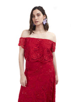 Arriendo de Conjunto rojo con mostacillas