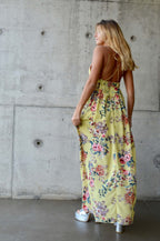 Arriendo de Vestido largo amarillo con flores
