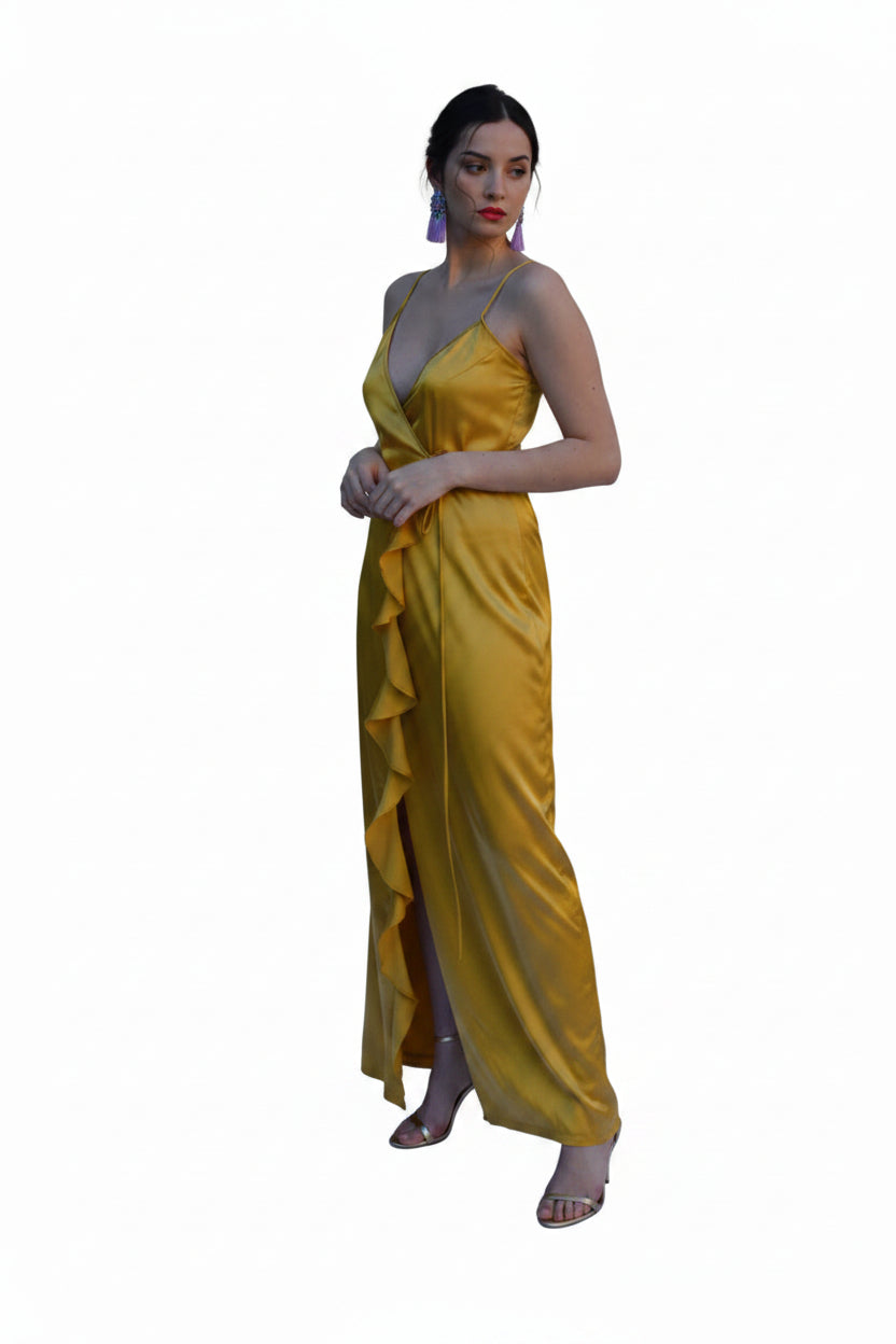 Arriendo de Vestido Largo seda amarillo