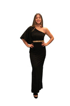 Arriendo de Vestido largo negro un hombro descubierto cinturón dorado manga holgada