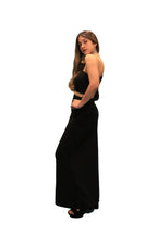 Arriendo de Vestido largo negro un hombro descubierto cinturón dorado manga holgada