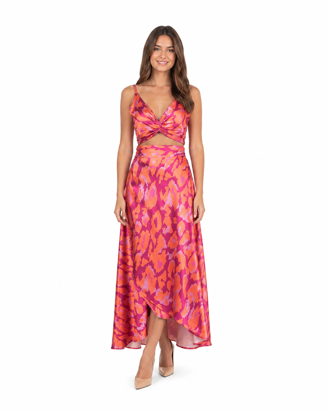 Arriendo de conjunto fucsia con naranjo estampado ajustable