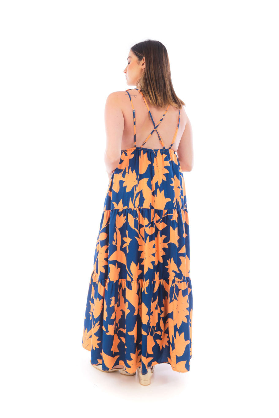 Arriendo de Vestido azul con naranjo con flores y tiras ajustables cruzadas