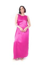 Arriendo de Vestido fucsia seda con lazo