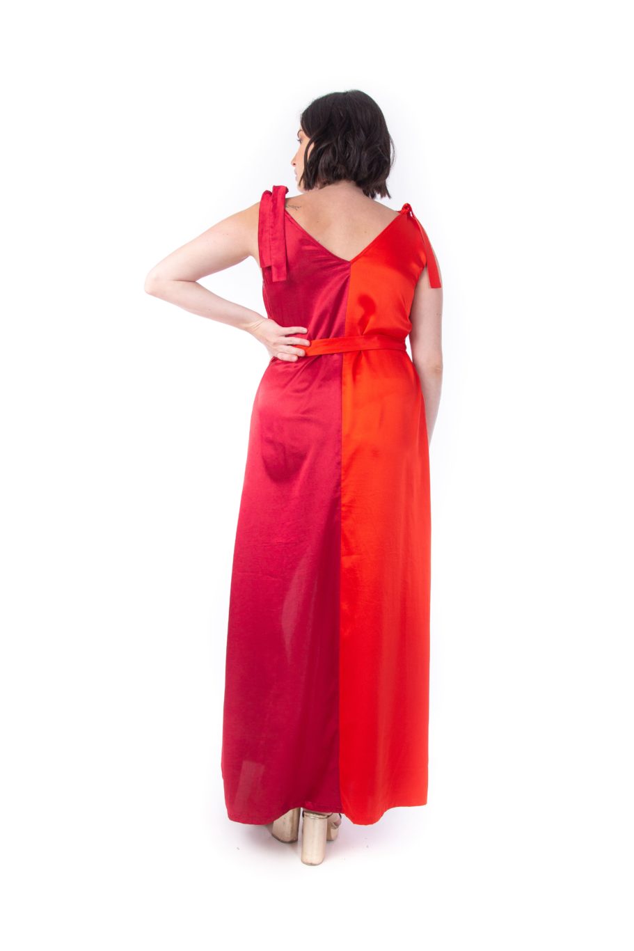 Arriendo de Vestido bicolor rojo
