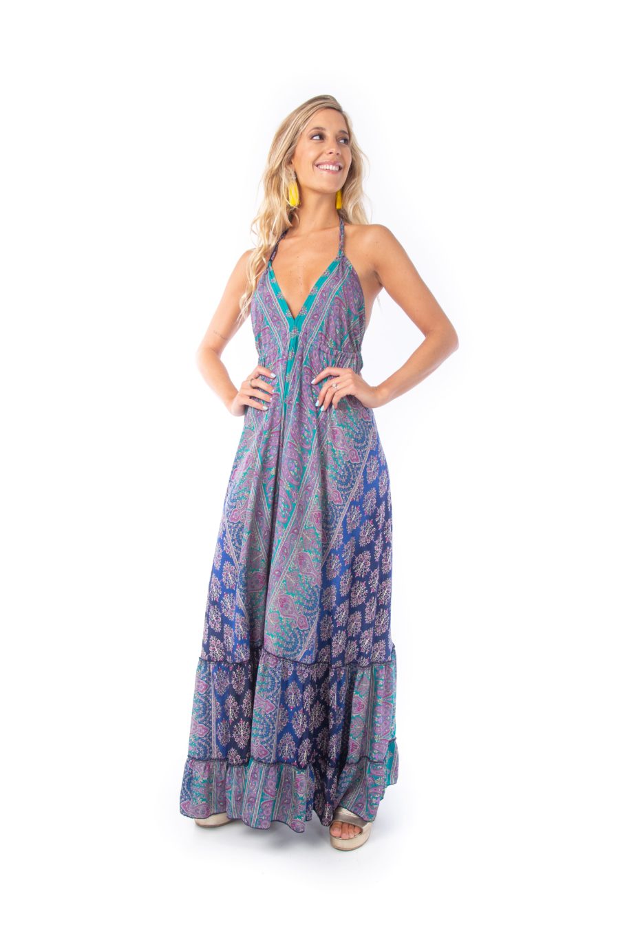 Arriendo de Vestido estampado morado verde y azul escote en V