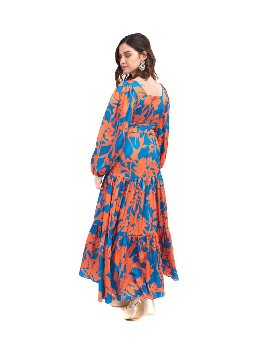 Arriendo de Vestido Cocoota largo naranjo con azul estampado flores