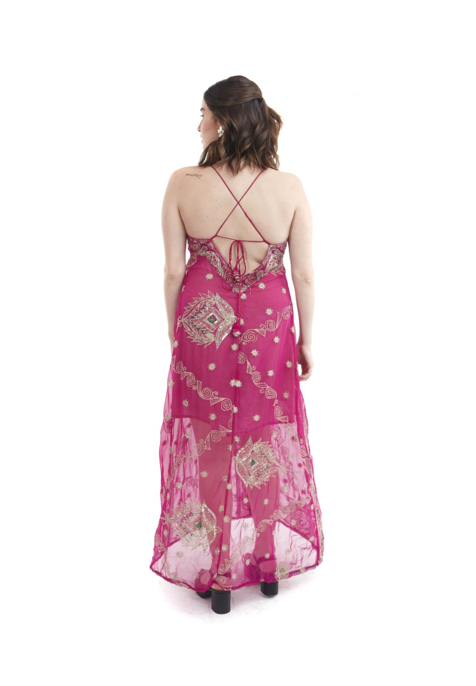 Arriendo de Vestido largo India Chic fucsia con mostacillas