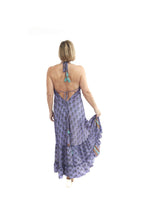 Arriendo de Vestido largo Guruyi morado con detalles mostaza