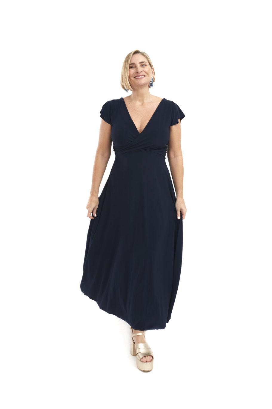 Arriendo de Vestido largo lycra azul marino escote y espalda en V con manguitas
