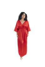 Arriendo de Vestido largo rojo metálico seda escote en V con mangas y amarre adelante