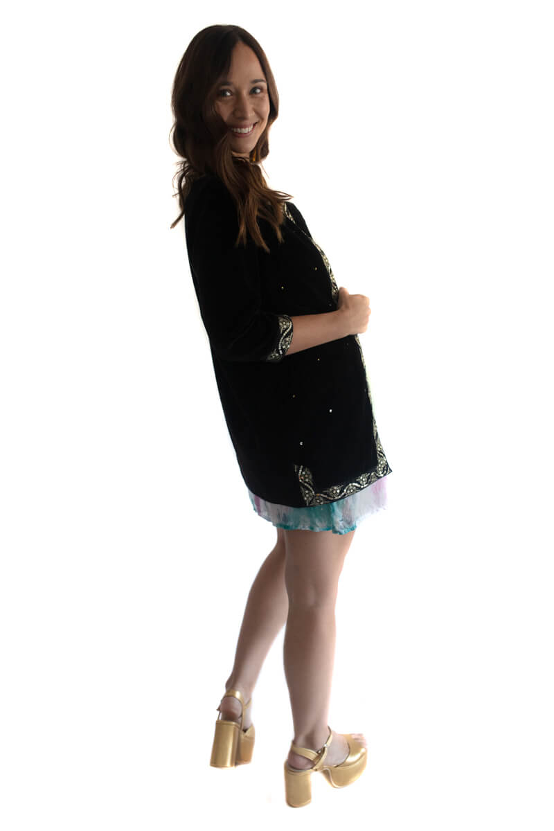 Arriendo de Chaqueta terciopelo marca Tatienne con brillos dorados