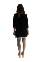 Arriendo de Chaqueta terciopelo marca Tatienne con brillos dorados