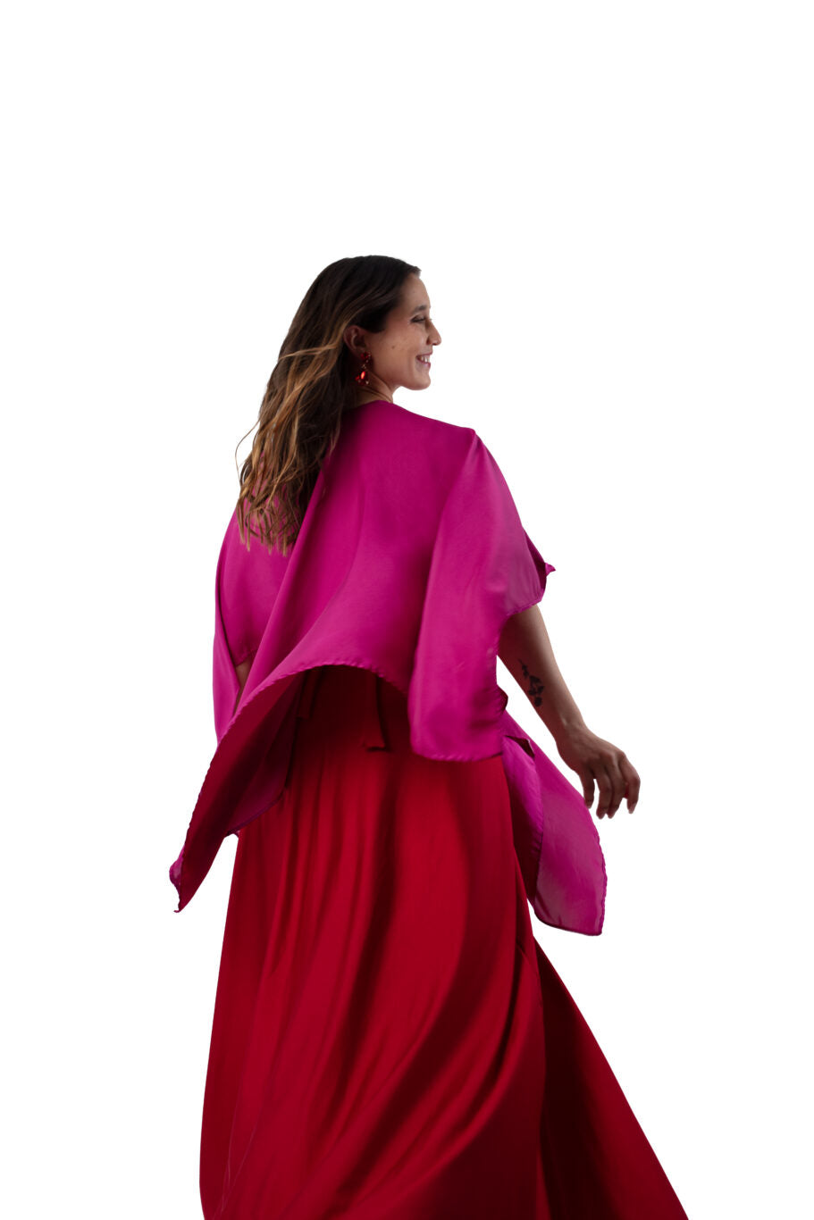 Arriendo de Vestido largo rojo de lycra con nudo en escote y pabilos