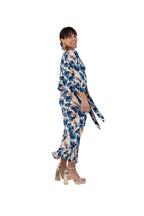 Arriendo de Vestido middie con mangas y estampado de flores azules
