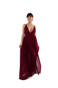 Arriendo de Vestido largo gasa burdeo con amarre al cuello y transparencia abajo