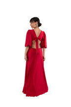Arriendo de Vestido largo rojo con mangas cut out de lycra
