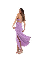 Arriendo de Vestido largo lila tela mas gruesa cut out con argolla en cintura y amarre en espalda