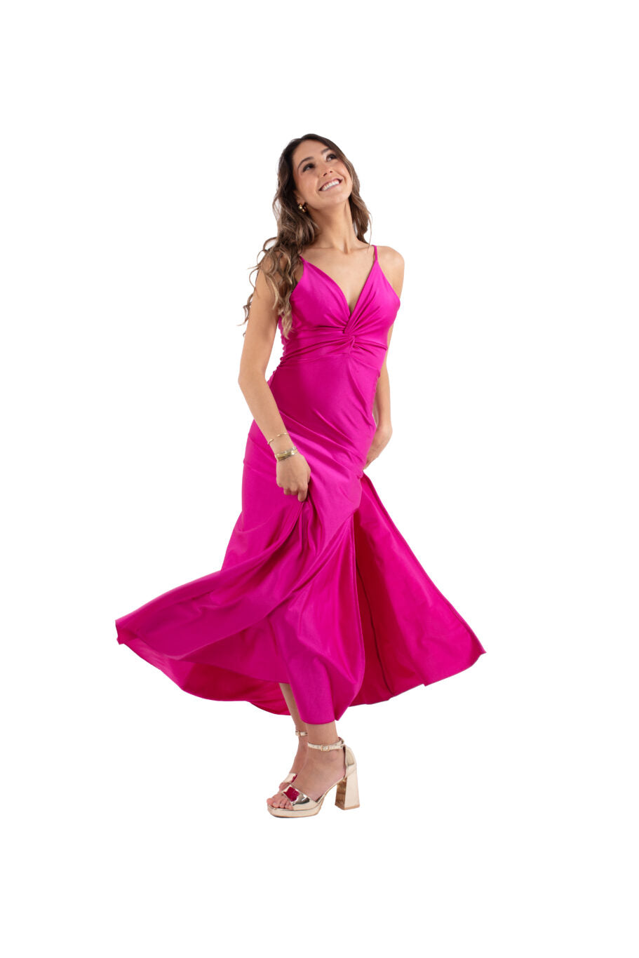 Arriendo de Vestido largo fucsia de lycra con nudo en escote, pabilos y amarre en espalda