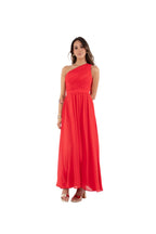 Arriendo de Vestido largo color salmón plisado y con un hombro
