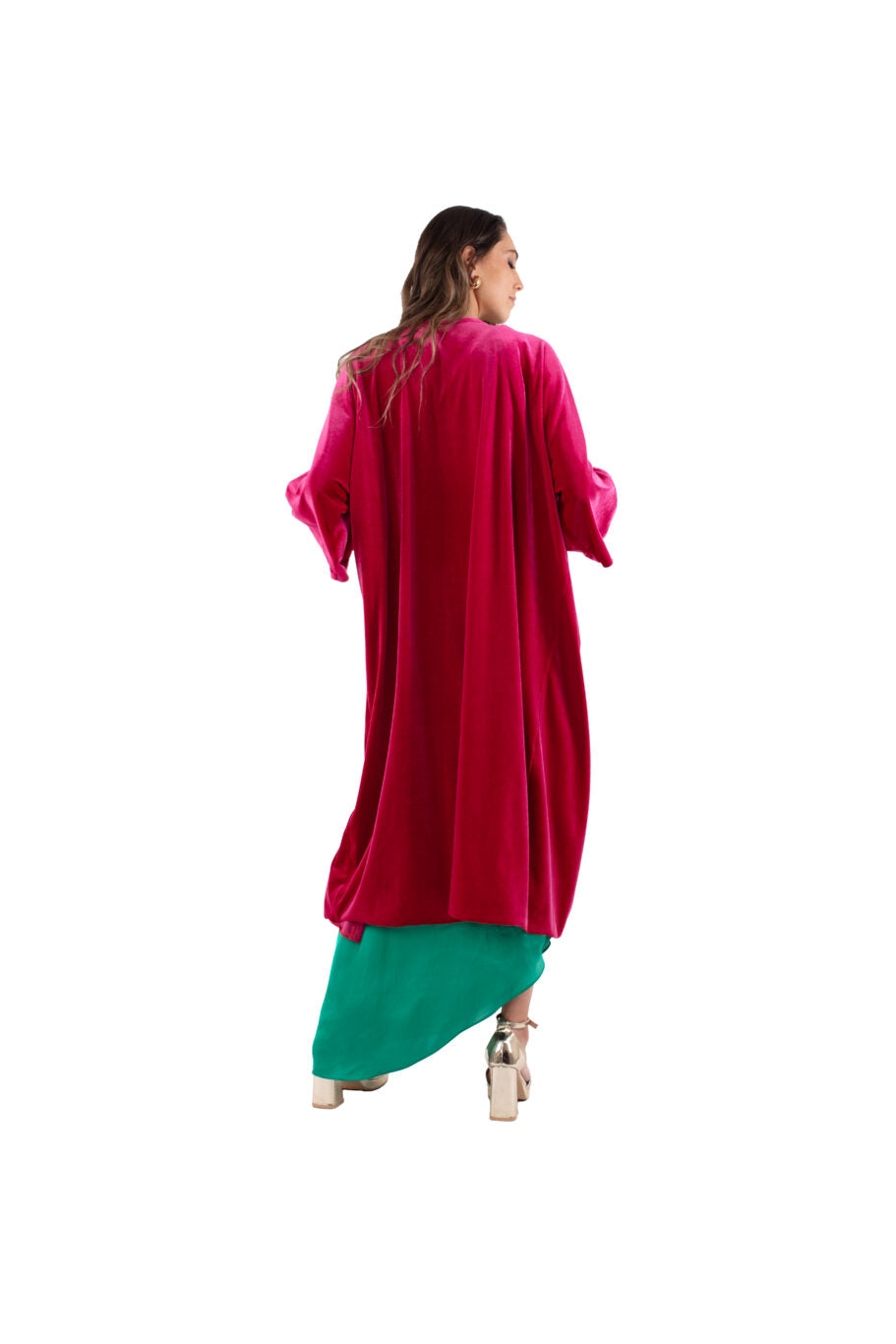 Arriendo de Kimono fucsia de plush con mangas anchas