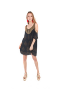 Arriendo de Vestido corto negro marca india chic con mostacillas doradas, estampado y cadenas en hombros