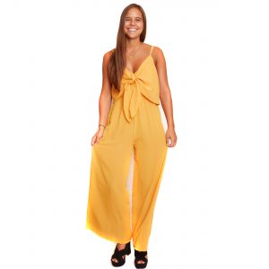 Arriendo de Enterito mostaza con nudo adelante talla L